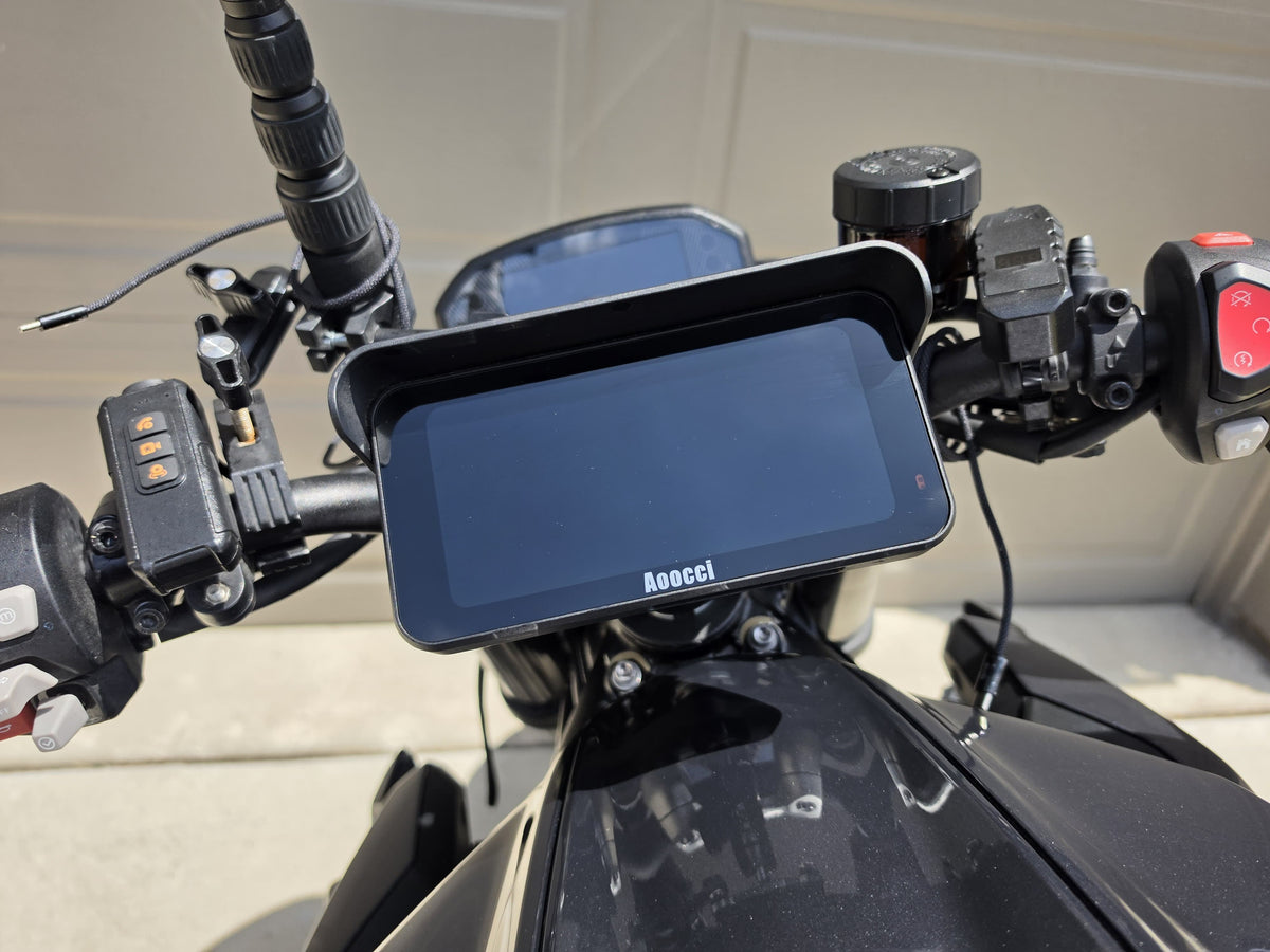 Aoocci C6 Pro Motorcycle Dash Cam, Android Auto and Apple Carlplay